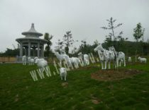 動(dòng)物雕塑FI131